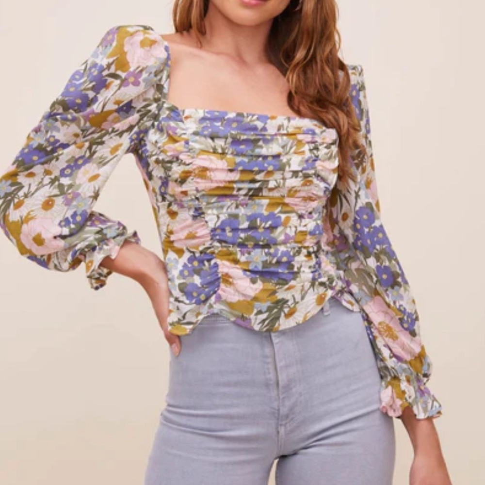 ASTR the label Ruched Floral Shirt